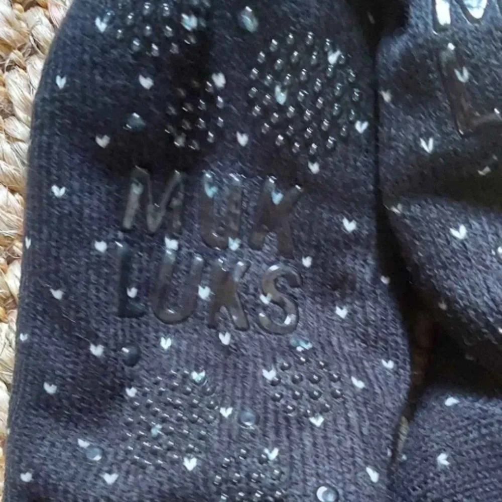 NWT Muk Luks Black Sherpa Reindeer Socks ~shea Butter Infused